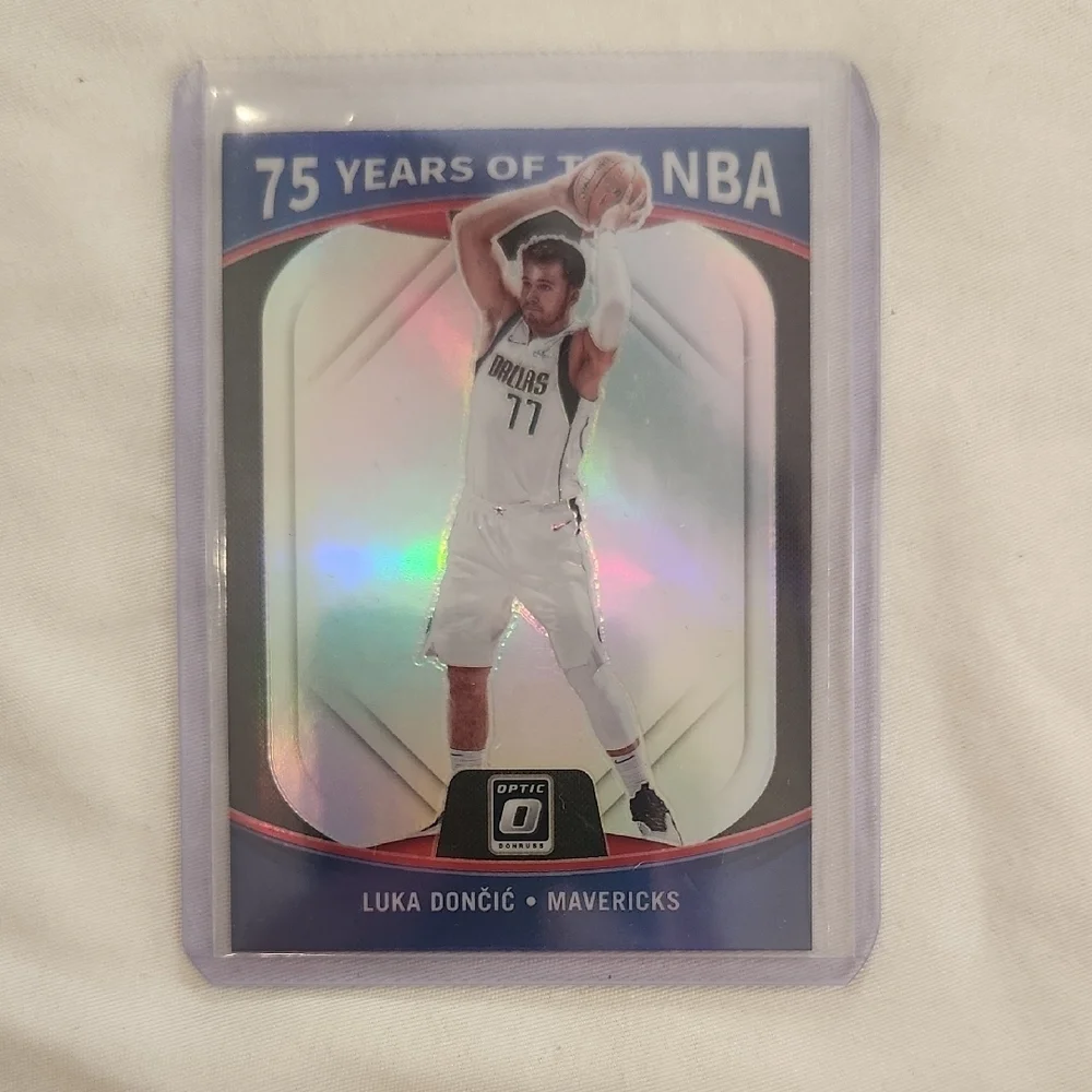 Optic 21-22 75 Years of NBA Luka Dončić Basketball Card